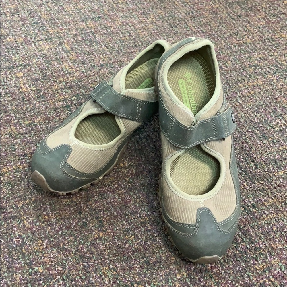 Columbia Walking Shoes